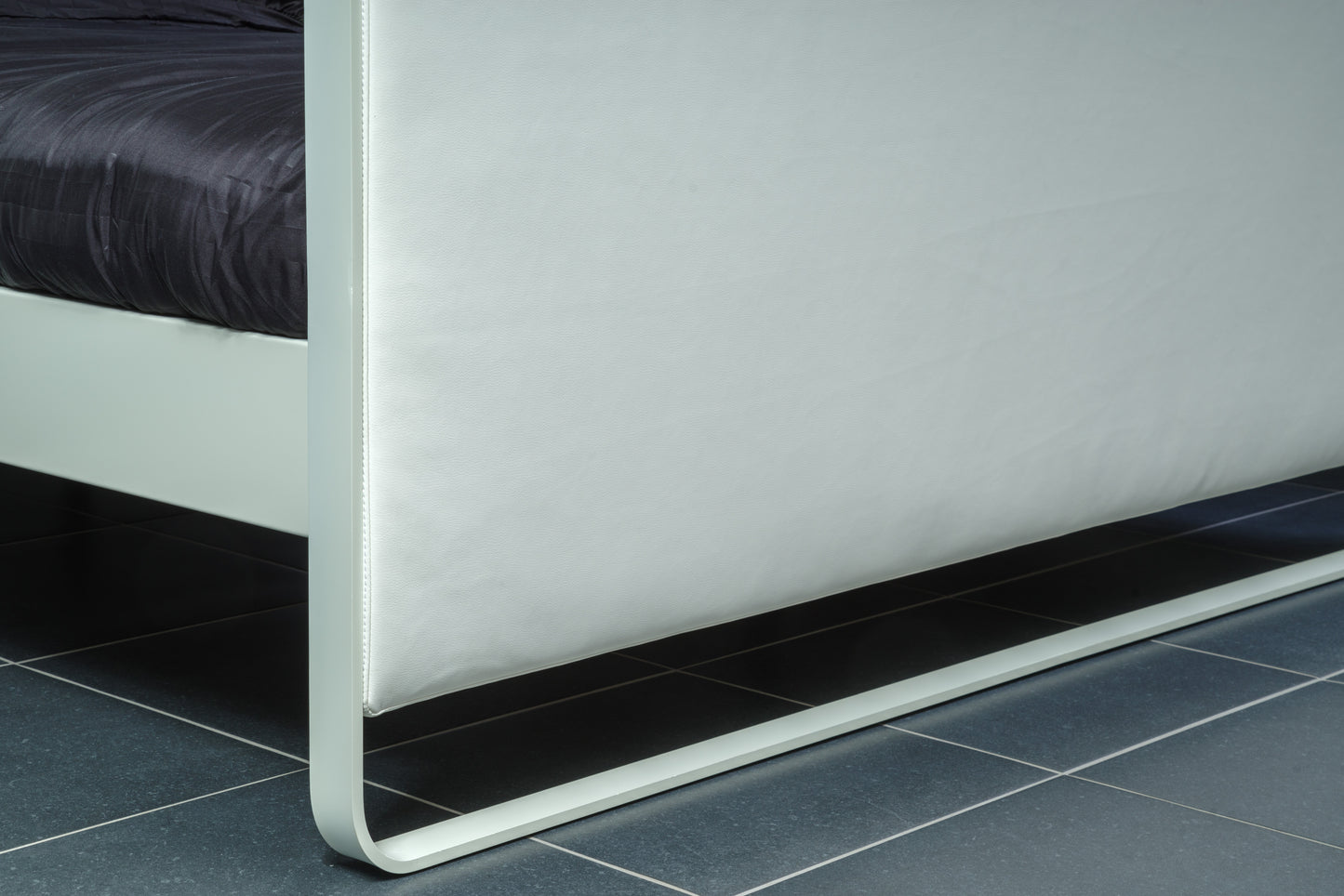 Milano demo model 180x200cm